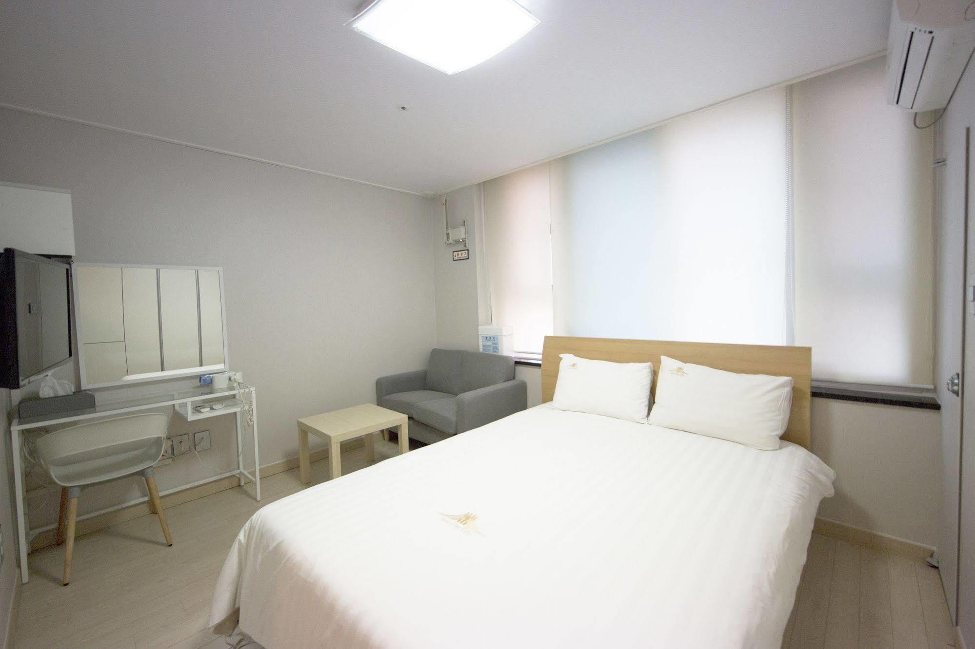 The Business Hotel 3*